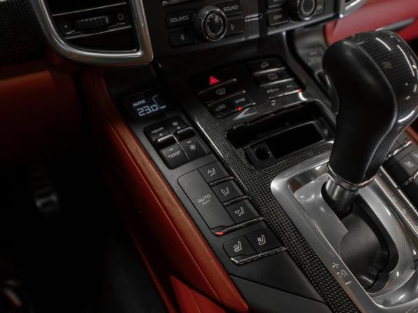 Porsche Cayenne II Рестайлинг (958) с пробегом 2016 года, цена 3 700 000 рублей, 167172 км, внедорожник, Автокод Объявления