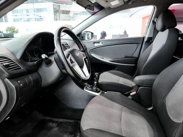 Hyundai Solaris I с пробегом 2013 года, цена 650 000 рублей, 229191 км, седан, Автокод Объявления