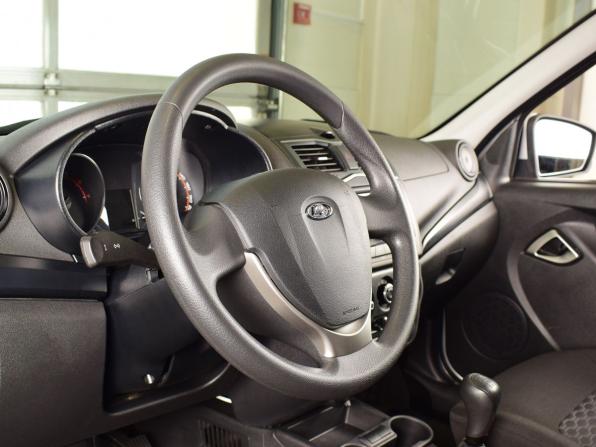 Lada (ВАЗ) Granta I Рестайлинг с пробегом 2023 года, цена 665 999 рублей, 26339 км, седан, Автокод Объявления
