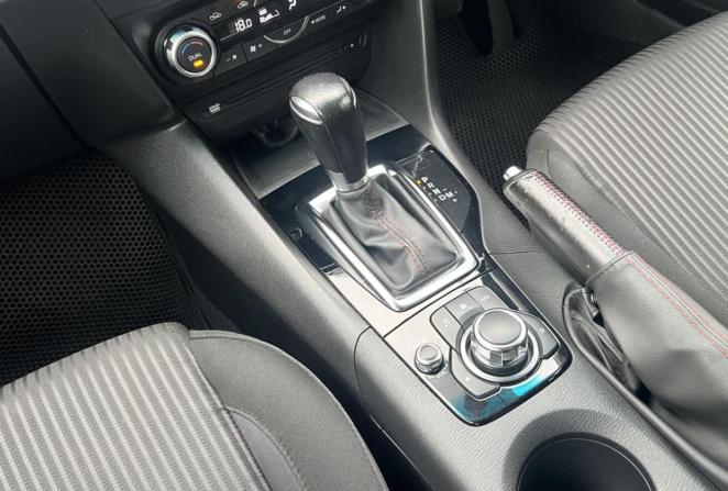 Mazda Axela III с пробегом 2014 года, цена 1 140 000 рублей, 120923 км, хэтчбек, Автокод Объявления