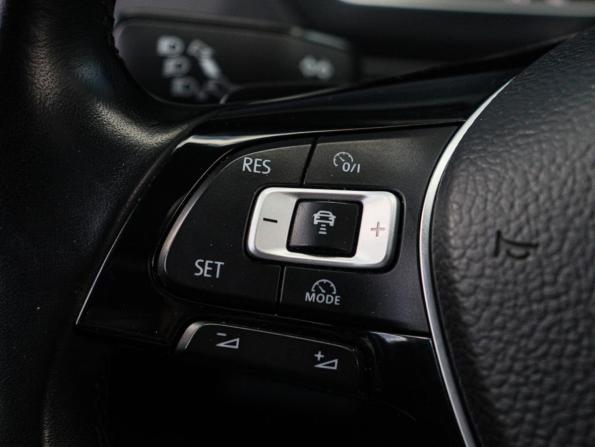 Volkswagen Tiguan II с пробегом 2017 года, цена 2 389 000 рублей, 182610 км, внедорожник, Автокод Объявления