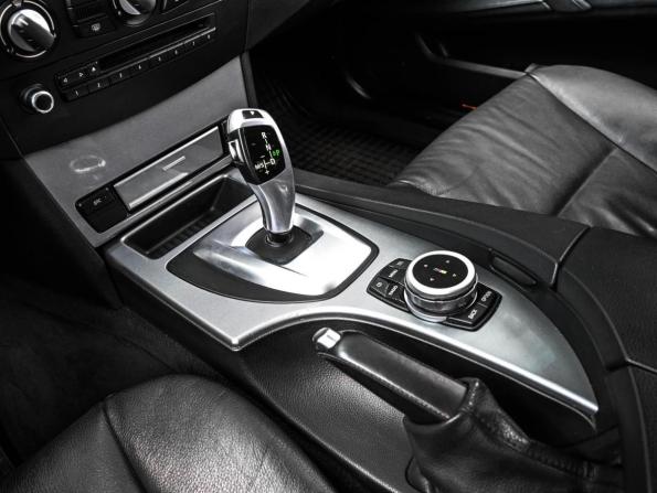 BMW 5 серии V (E60/E61) Рестайлинг с пробегом 2009 года, цена 1 324 000 рублей, 285855 км, седан, Автокод Объявления
