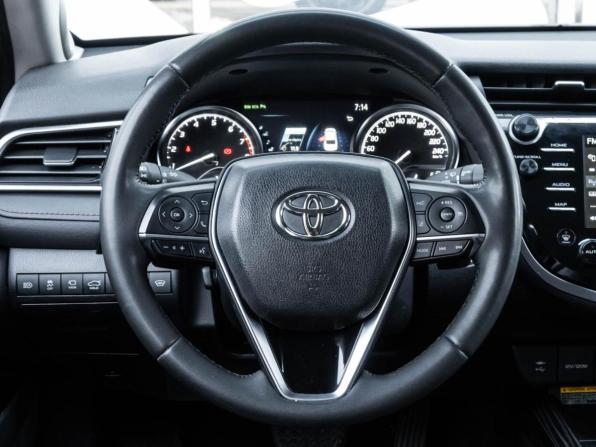 Toyota Camry VIII (XV70) с пробегом 2020 года, цена 2 945 000 рублей, 133596 км, седан, Автокод Объявления