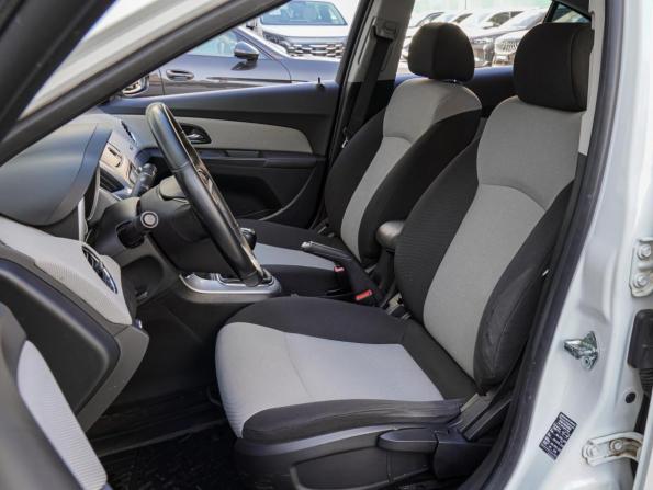 Chevrolet Cruze I Рестайлинг с пробегом 2013 года, цена 885 000 рублей, 137568 км, седан, Автокод Объявления