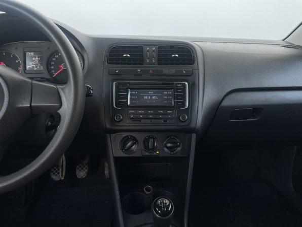 Volkswagen Polo V с пробегом 2014 года, цена 758 000 рублей, 207477 км, седан, Автокод Объявления
