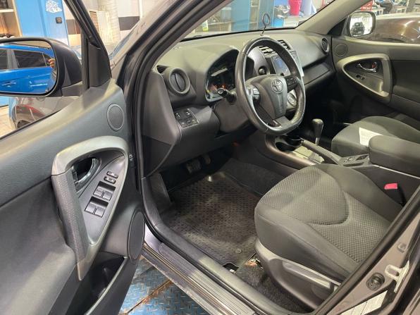 Toyota RAV4 III (XA30) Рестайлинг с пробегом 2012 года, цена 1 250 000 рублей, 170406 км, внедорожник, Автокод Объявления
