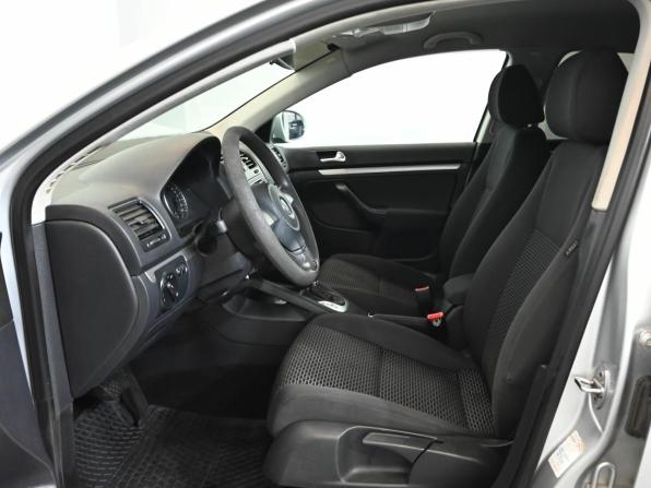 Volkswagen Jetta V с пробегом 2010 года, цена 850 000 рублей, 116422 км, седан, Автокод Объявления