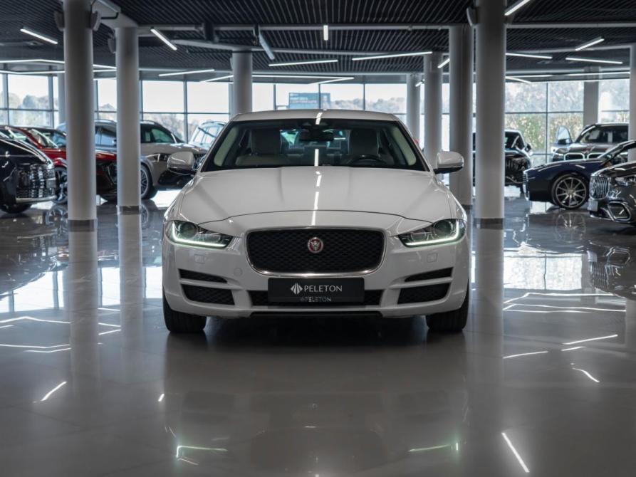 Jaguar XE I Москва  - изображение 3