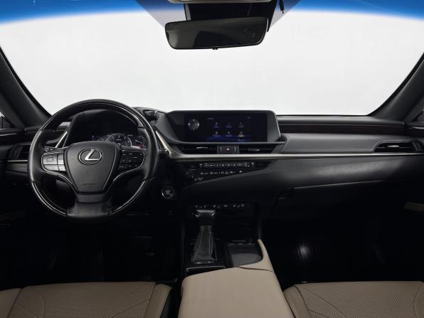 Lexus ES VII с пробегом 2018 года, цена 3 850 000 рублей, 96181 км, седан, Автокод Объявления