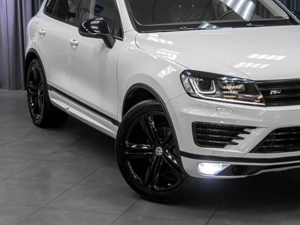 Volkswagen Touareg II Рестайлинг с пробегом 2018 года, цена 3 499 000 рублей, 215427 км, внедорожник, Автокод Объявления
