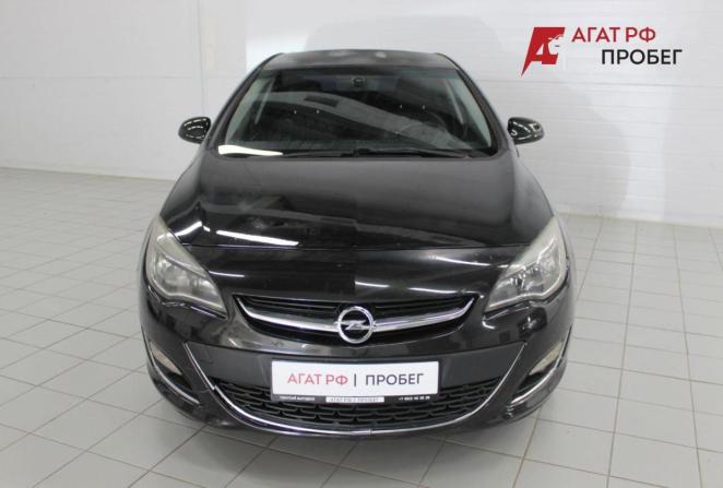Opel Astra J Рестайлинг с пробегом 2013 года, цена 530 000 рублей, 201857 км, седан, Автокод Объявления
