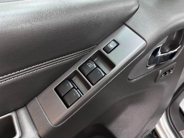 Nissan Pathfinder III Рестайлинг с пробегом 2013 года, цена 1 645 000 рублей, 297023 км, внедорожник, Автокод Объявления