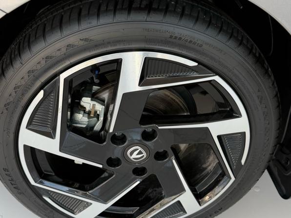 Changan Lamore с пробегом 2024 года, цена 2 040 000 рублей, 2047 км, седан, Автокод Объявления