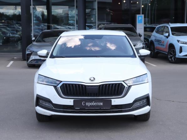 Skoda Octavia IV (A8) с пробегом 2020 года, цена 2 240 000 рублей, 120000 км, лифтбек, Автокод Объявления
