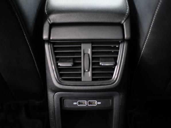 Skoda Octavia III (A7) Рестайлинг с пробегом 2023 года, цена 2 033 000 рублей, 105300 км, лифтбек, Автокод Объявления
