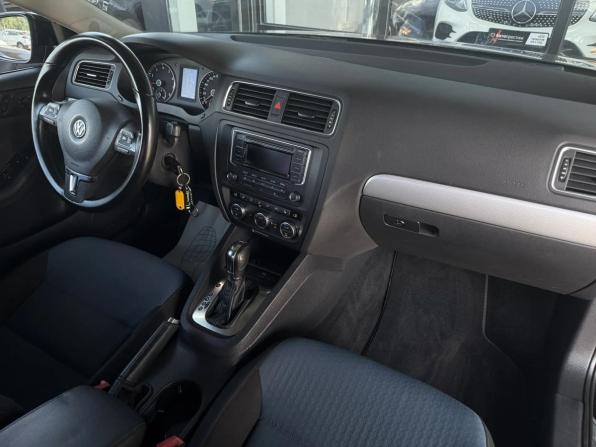 Volkswagen Jetta VI с пробегом 2013 года, цена 1 260 000 рублей, 189696 км, седан, Автокод Объявления