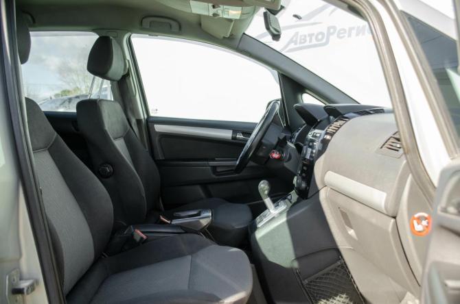 Opel Zafira B Рестайлинг с пробегом 2010 года, цена 599 000 рублей, 179800 км, минивэн, Автокод Объявления