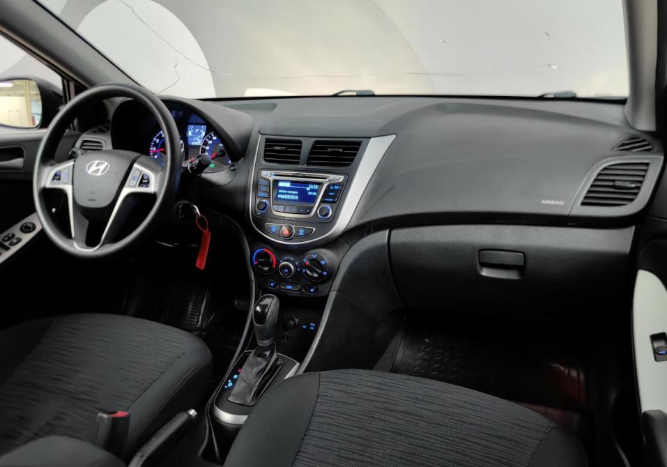 Hyundai Solaris I Рестайлинг Подольск  - изображение 13