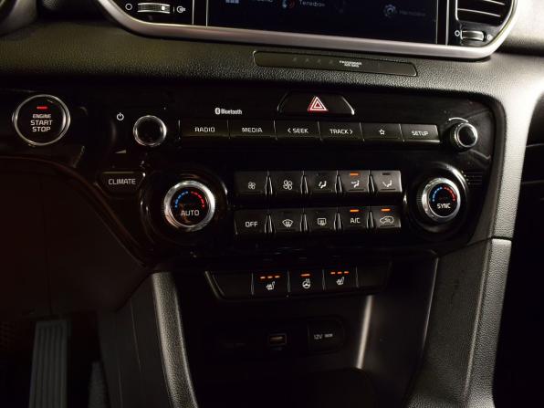 Kia Sportage IV Рестайлинг с пробегом 2021 года, цена 2 549 999 рублей, 84175 км, внедорожник, Автокод Объявления