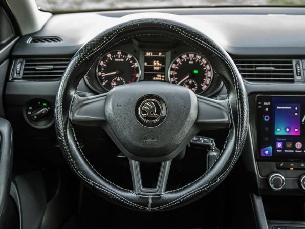 Skoda Octavia III (A7) Рестайлинг с пробегом 2017 года, цена 1 409 000 рублей, 163959 км, лифтбек, Автокод Объявления