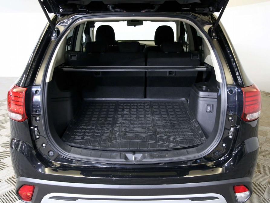 Mitsubishi Outlander III Рестайлинг 3 Санкт-Петербург  - изображение 12