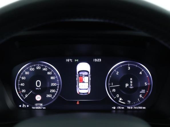 Volvo XC40 I с пробегом 2019 года, цена 2 350 000 рублей, 127418 км, внедорожник, Автокод Объявления