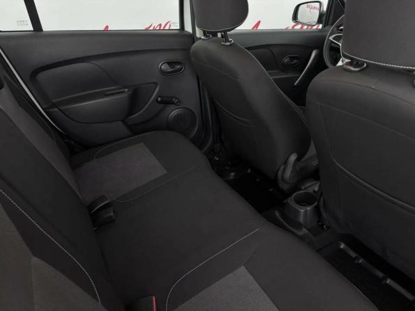 Renault Logan II Рестайлинг с пробегом 2022 года, цена 1 049 000 рублей, 95724 км, седан, Автокод Объявления