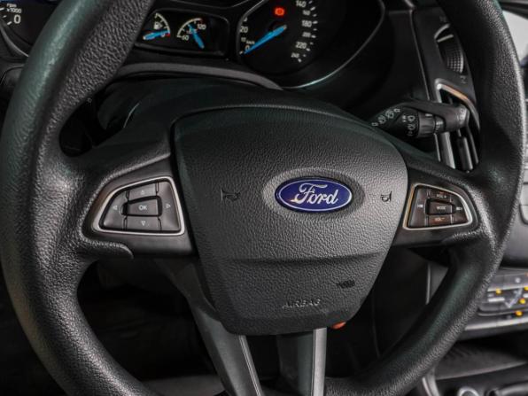Ford Focus III Рестайлинг с пробегом 2015 года, цена 949 900 рублей, 156006 км, хэтчбек, Автокод Объявления