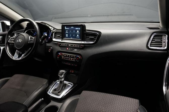 Kia Ceed III с пробегом 2019 года, цена 1 700 000 рублей, 180000 км, универсал, Автокод Объявления