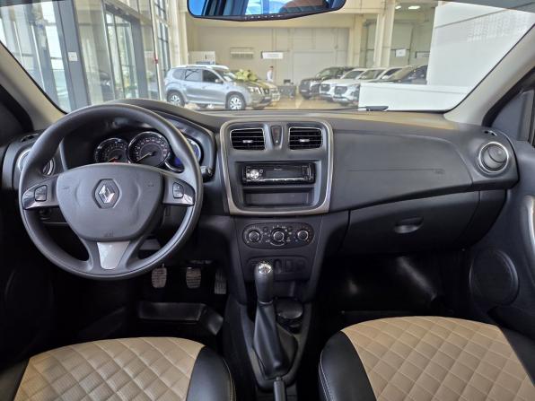 Renault Sandero II с пробегом 2015 года, цена 959 000 рублей, 69574 км, хэтчбек, Автокод Объявления