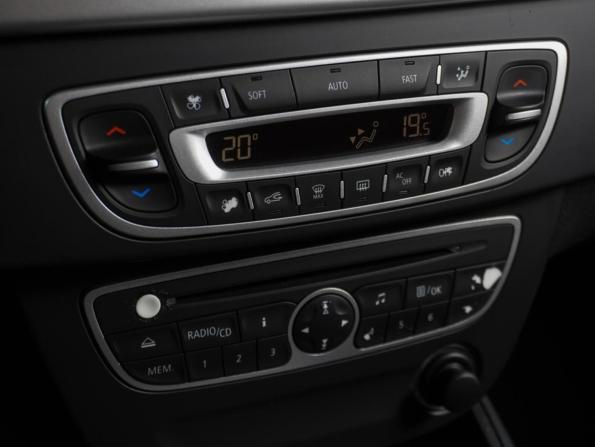 Renault Megane III с пробегом 2010 года, цена 799 000 рублей, 143038 км, хэтчбек, Автокод Объявления