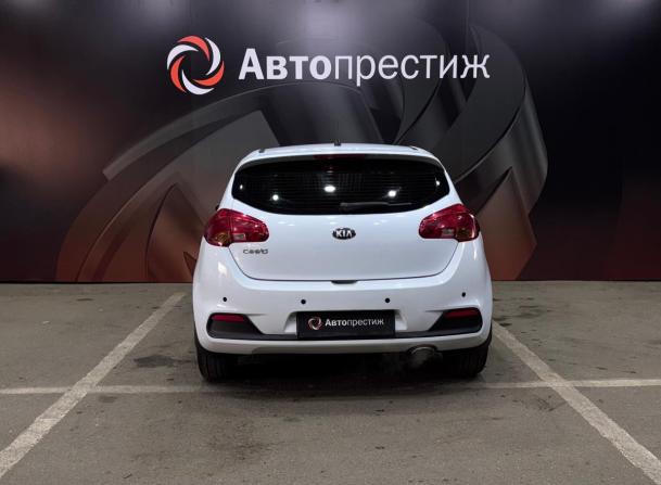 Kia Ceed II с пробегом 2013 года, цена 1 130 000 рублей, 170065 км, хэтчбек, Автокод Объявления