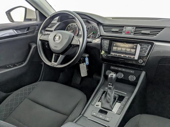 Skoda Superb III с пробегом 2019 года, цена 2 385 000 рублей, 53688 км, лифтбек, Автокод Объявления