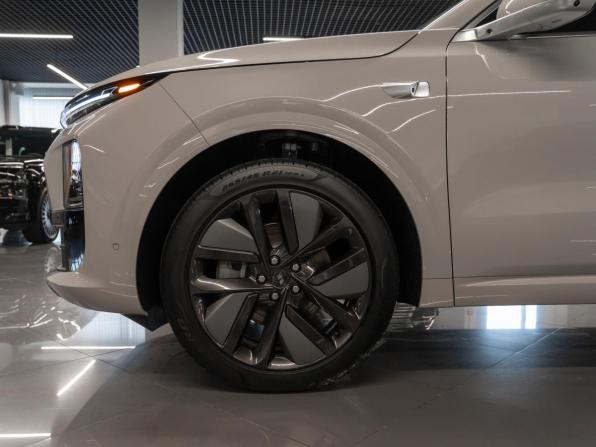 Li Auto (Lixiang) L6 с пробегом 2024 года, цена 6 370 000 рублей, 50 км, внедорожник, Автокод Объявления