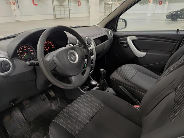 Renault Logan I Рестайлинг с пробегом 2013 года, цена 450 000 рублей, 142480 км, седан, Автокод Объявления