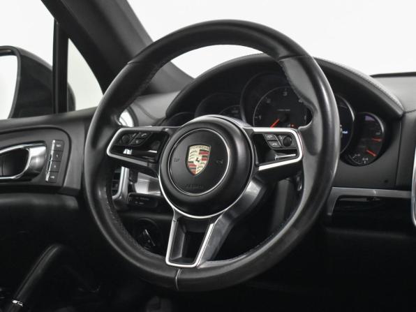 Porsche Cayenne II Рестайлинг (958) с пробегом 2015 года, цена 3 240 000 рублей, 211785 км, внедорожник, Автокод Объявления