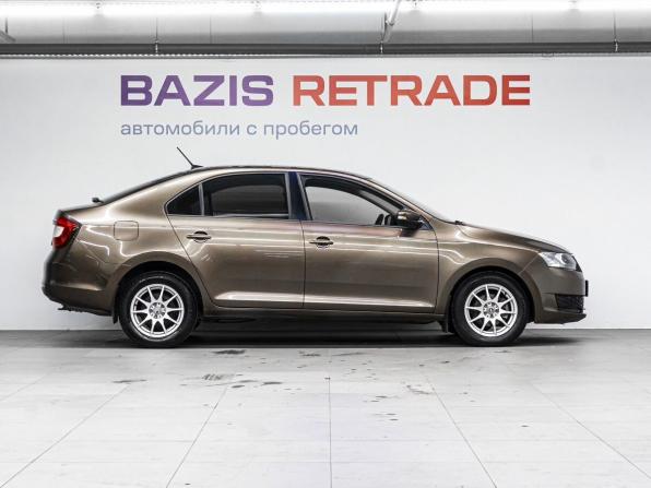 Skoda Rapid I с пробегом 2017 года, цена 795 000 рублей, 229464 км, лифтбек, Автокод Объявления