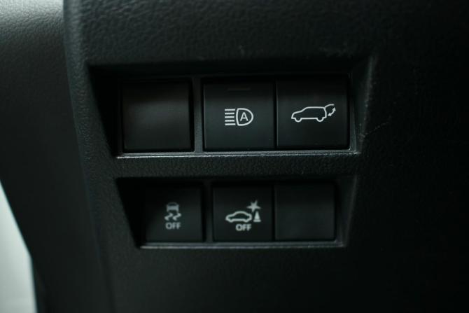 Toyota Land Cruiser 300 Series с пробегом 2021 года, цена 10 990 000 рублей, 58661 км, внедорожник, Автокод Объявления