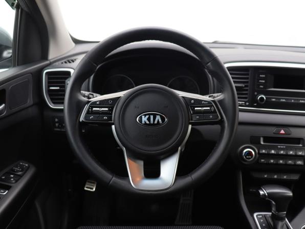Kia Sportage IV Рестайлинг с пробегом 2021 года, цена 2 370 000 рублей, 84095 км, внедорожник, Автокод Объявления