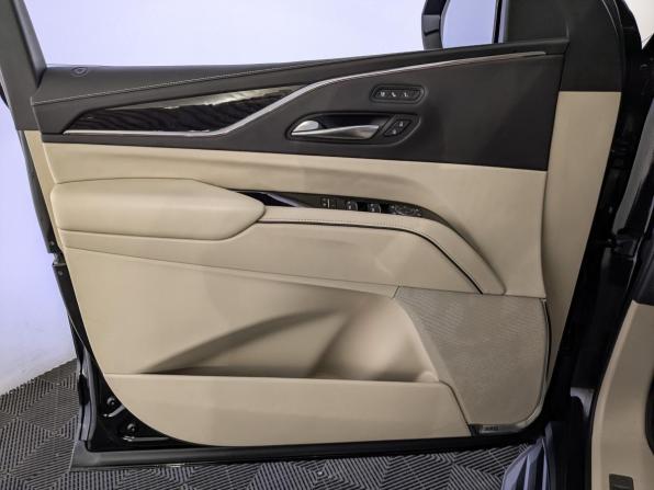 Cadillac Escalade V с пробегом 2021 года, цена 8 670 000 рублей, 85943 км, внедорожник, Автокод Объявления