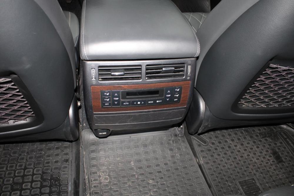 Toyota Land Cruiser 200 Series Рестайлинг 2 Владивосток  - изображение 17