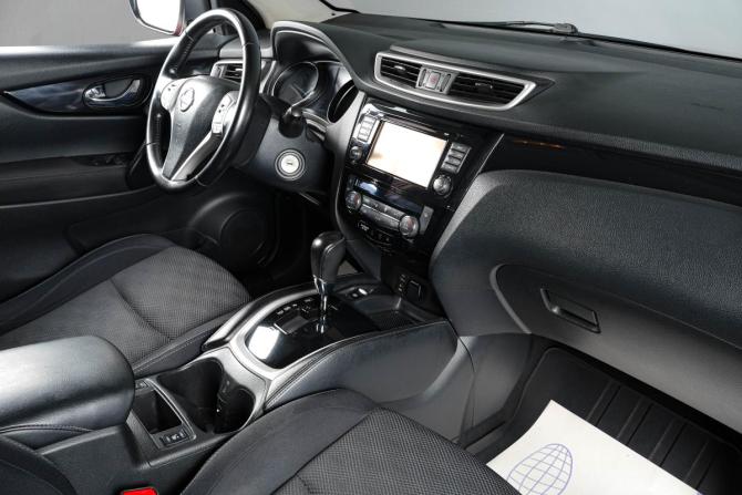 Nissan Qashqai II с пробегом 2016 года, цена 1 499 000 рублей, 150968 км, внедорожник, Автокод Объявления