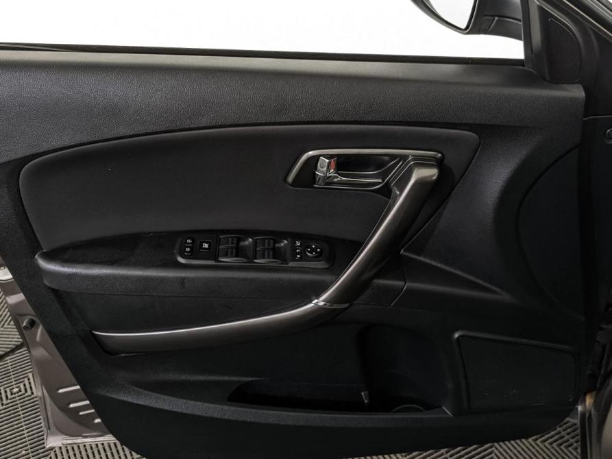 FAW Besturn X80 I Москва  - изображение 19