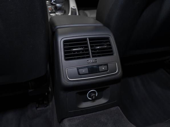 Audi A4 V (B9) с пробегом 2018 года, цена 2 755 000 рублей, 34462 км, седан, Автокод Объявления