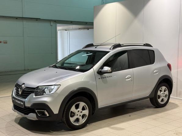 Renault Sandero II Рестайлинг с пробегом 2021 года, цена 1 410 000 рублей, 70850 км, хэтчбек, Автокод Объявления