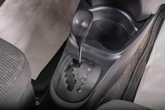 Toyota Vitz III (XP130) Рестайлинг 2 с пробегом 2017 года, цена 1 279 000 рублей, 72500 км, хэтчбек, Автокод Объявления