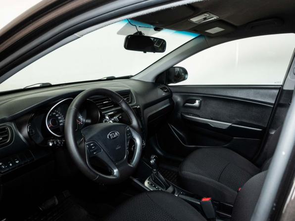 Kia Rio III Рестайлинг с пробегом 2016 года, цена 1 240 000 рублей, 90000 км, седан, Автокод Объявления