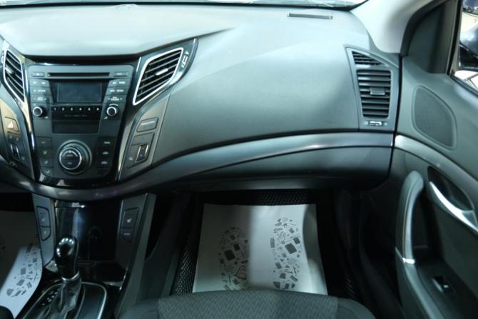 Hyundai i40 I с пробегом 2013 года, цена 1 399 000 рублей, 247000 км, универсал, Автокод Объявления