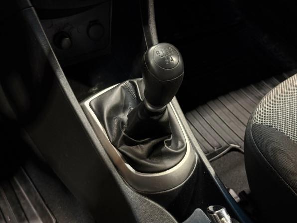 Hyundai Solaris I с пробегом 2012 года, цена 800 000 рублей, 60091 км, седан, Автокод Объявления
