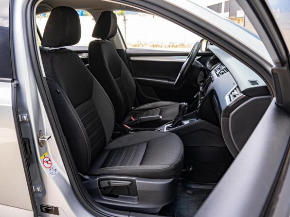 Skoda Octavia III (A7) Рестайлинг с пробегом 2018 года, цена 1 805 000 рублей, 124098 км, лифтбек, Автокод Объявления